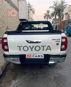 تويوتا هايلوكس